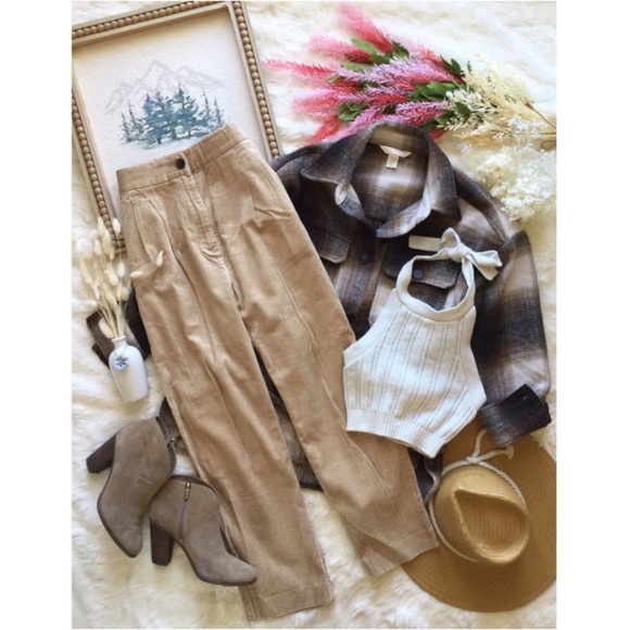 H&M Vintage Farmhouse High Waisted Corduroy Slacks - Picture 4 of 11